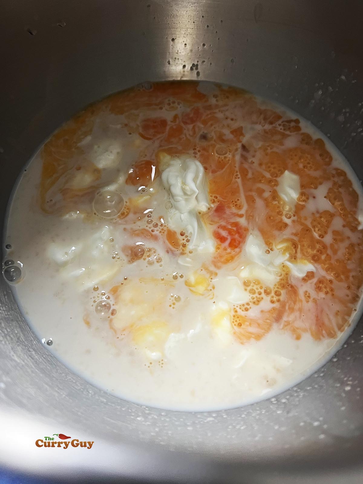 Eggs and yoghurt ready for whisking.