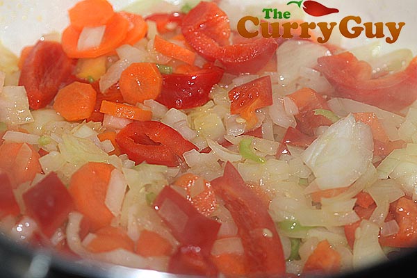 Making spicy pumpkin soup