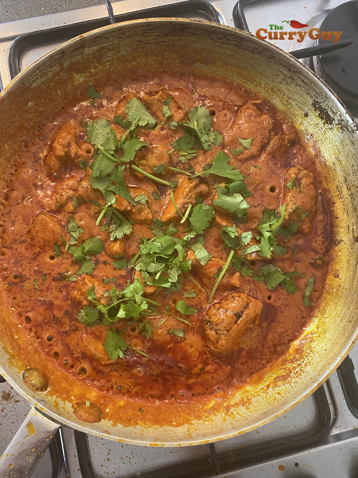 Chopped coriander (cilantro) to garnish