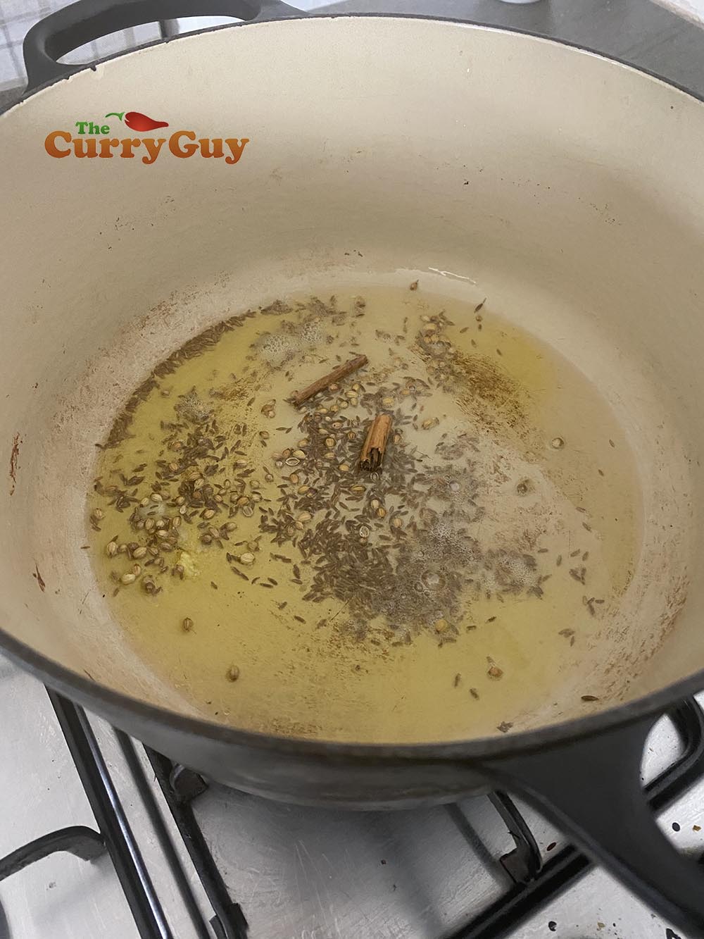 Infusing spices in ghe