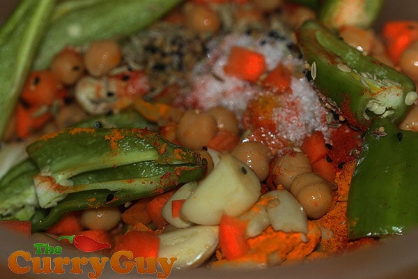 Making chickpea pickle
