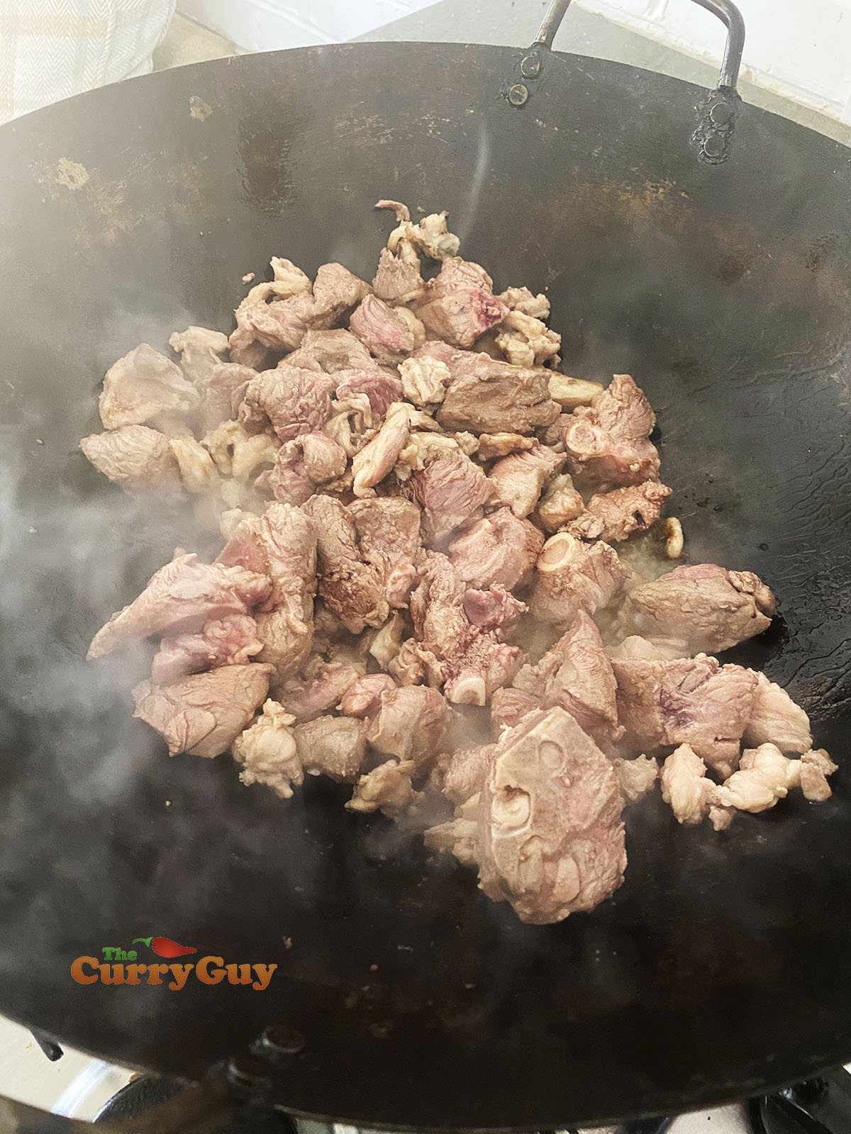 Frying lamb and lamb fat pieces