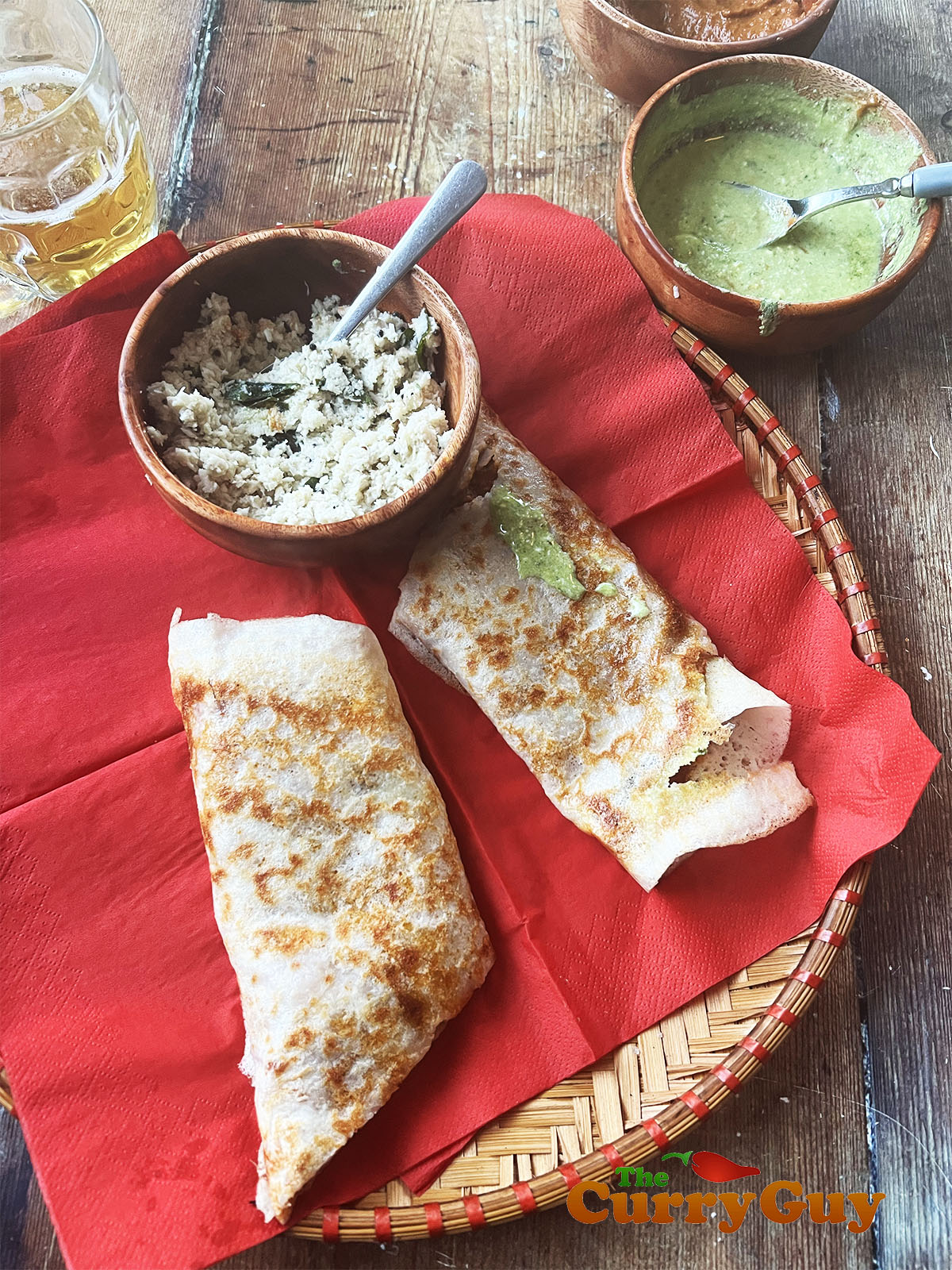 The served coconut chutney.
