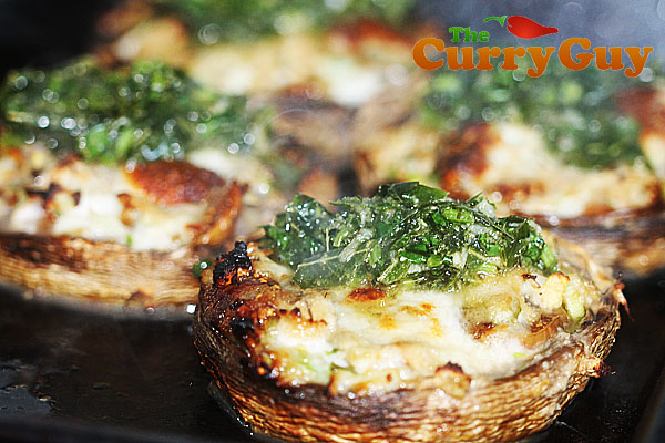 Stuffed tandoori large flat mushrooms