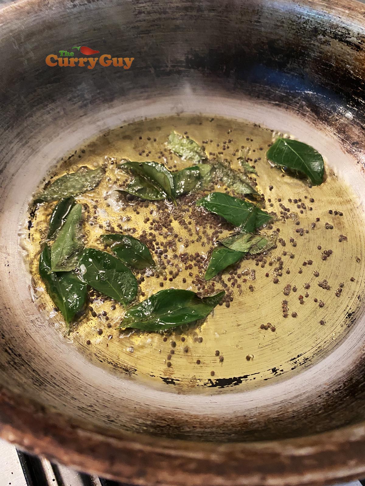 Infusing spices in ghee