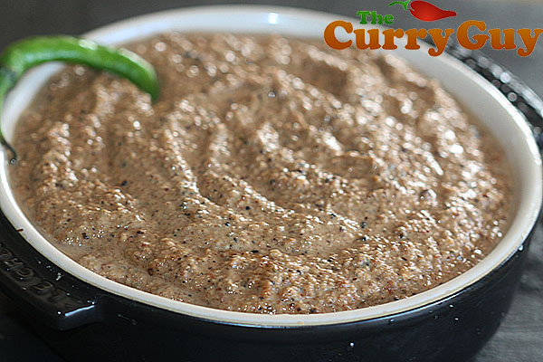 Peanut and tamarind chutney