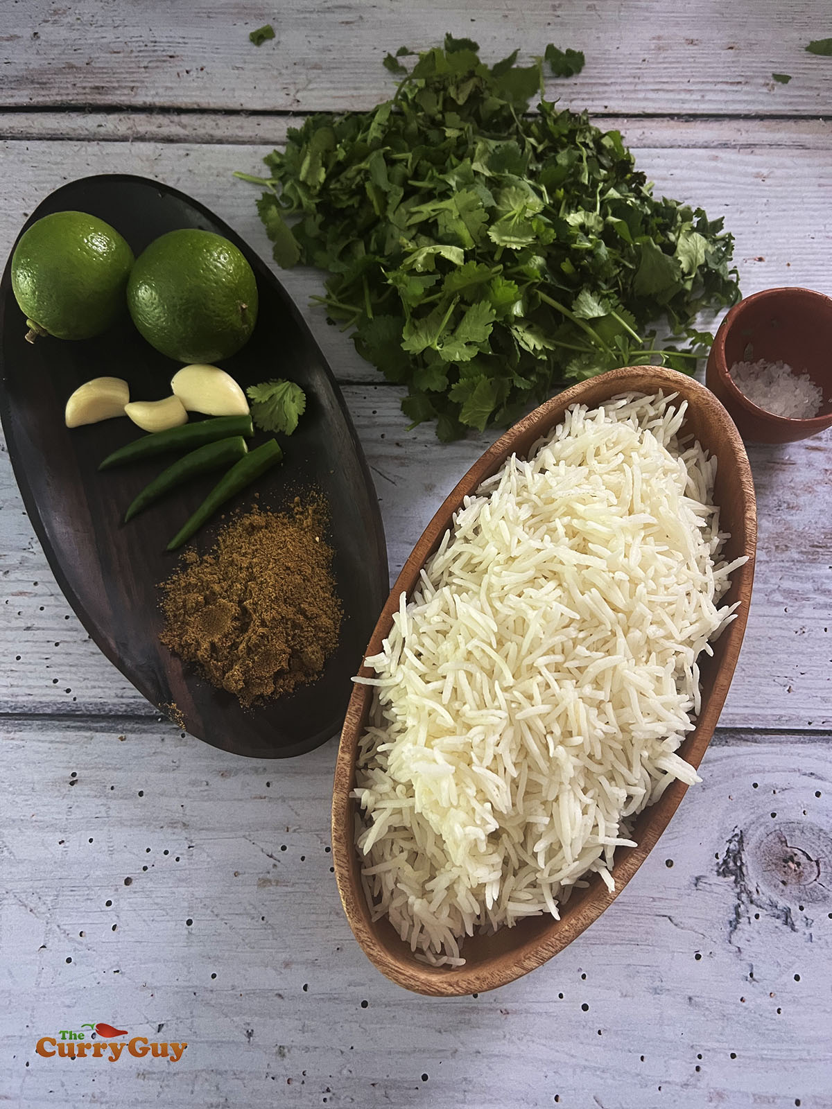 Ingredients for this green rice recipe.