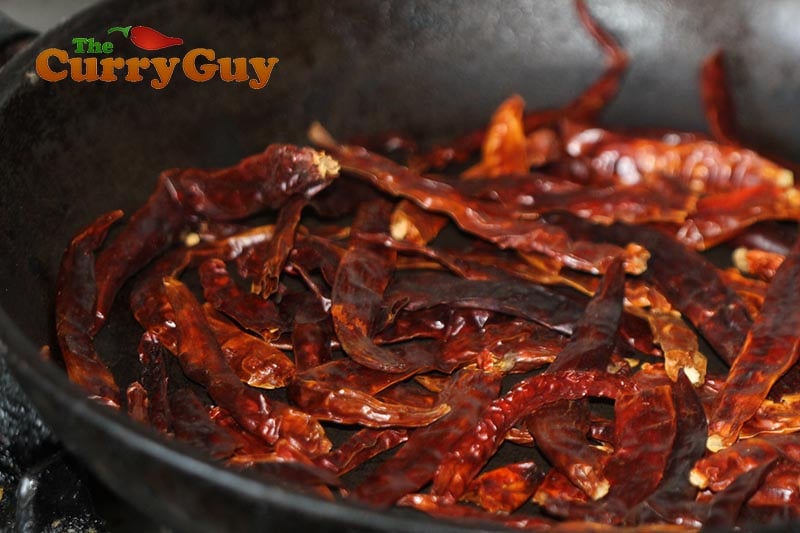 Making chilli sambol