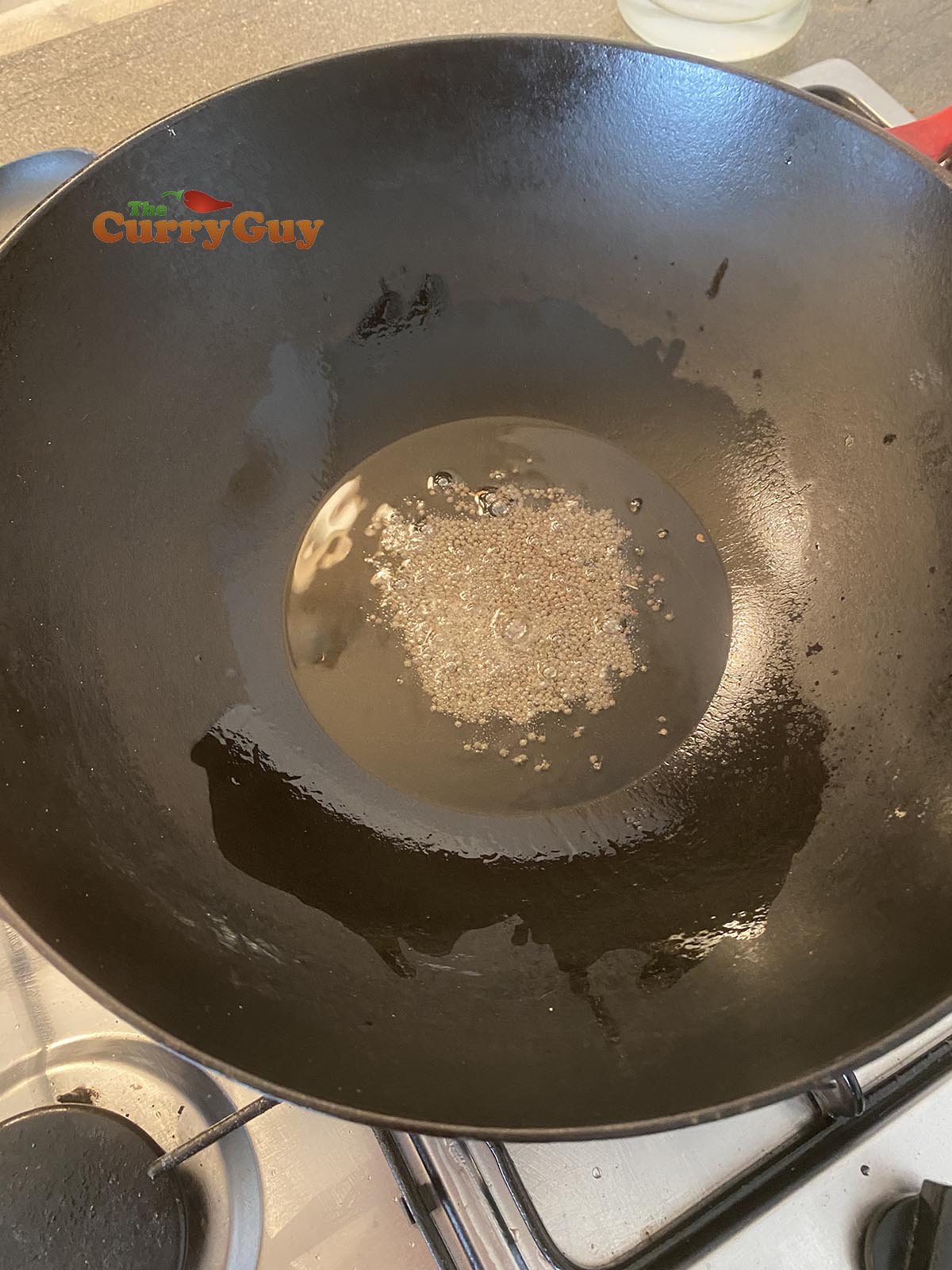 mustard seeds in oil