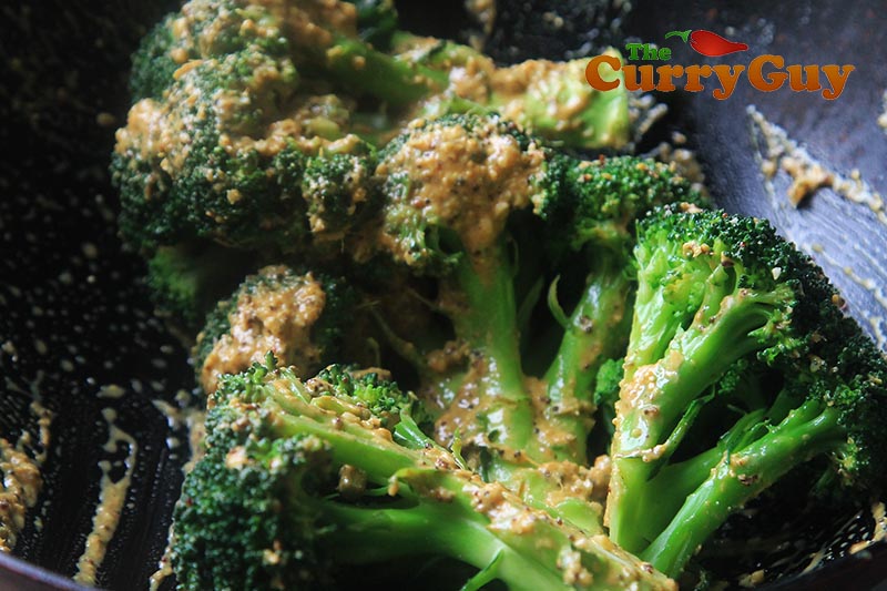 Making garlic and mustard roast broccoli