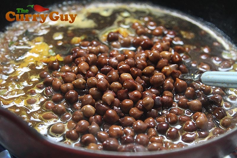 Making kala channa 