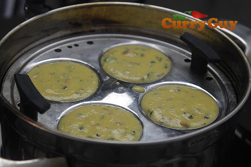 Making Kanchipuram Idlis
