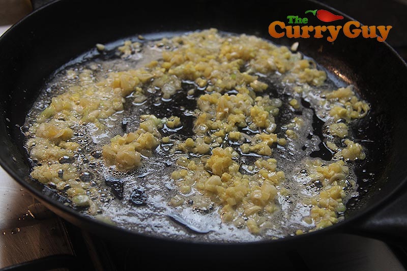 Making Szechuan sauce