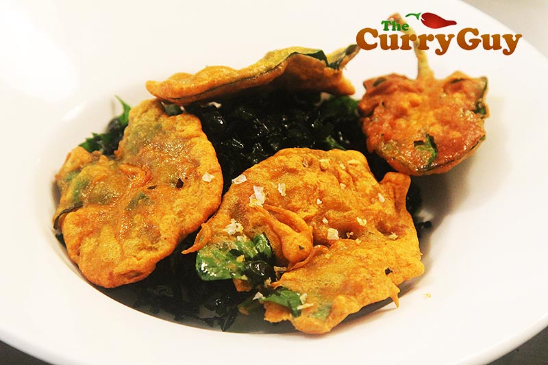 Making spinach chaat