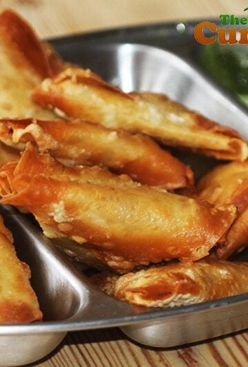 Smoked toor dhal samosas