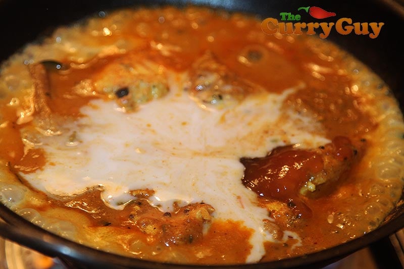 Making chicken Ceylon