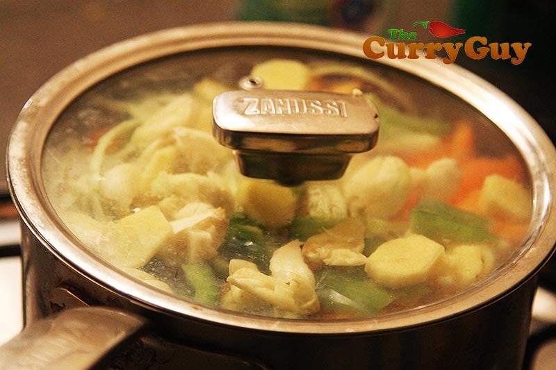 Making low calorie base curry sauce