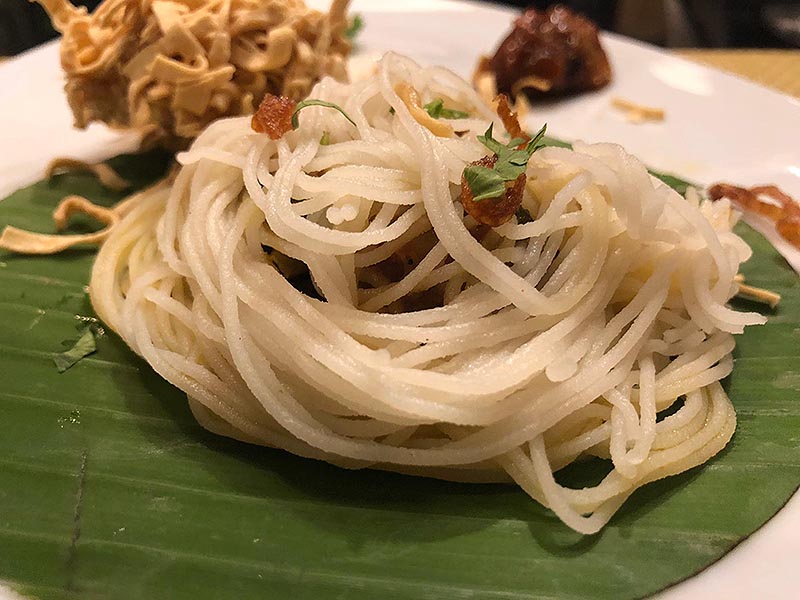 String hopper sandwich at Trilogi