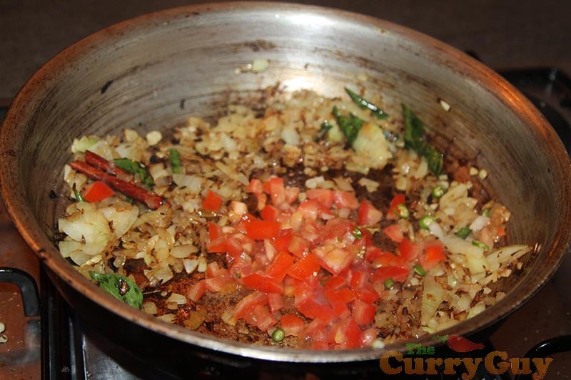 Making Andhra chicken curry