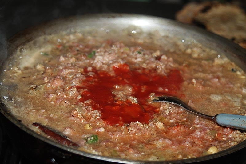 Making turkey keema