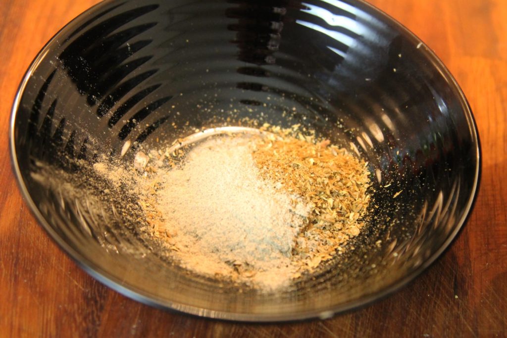 Making Thai green curry paste