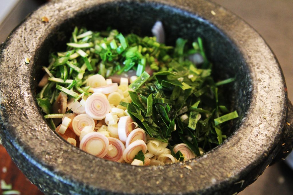 Making Thai Green Curry Paste