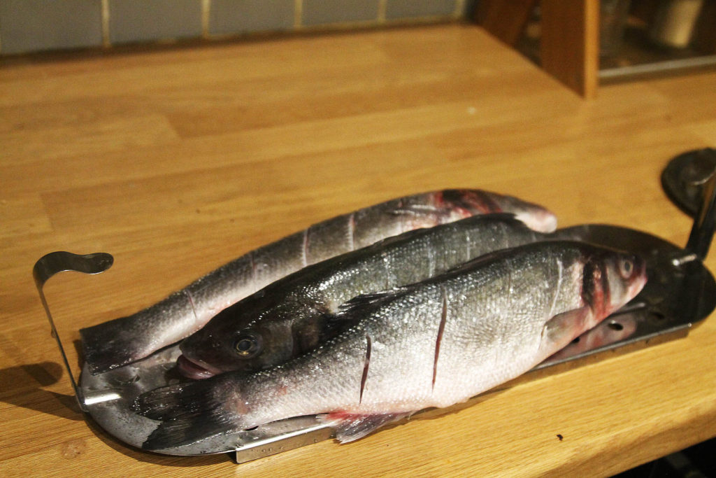 Thai steamed sea bass with lime and garlic sauce