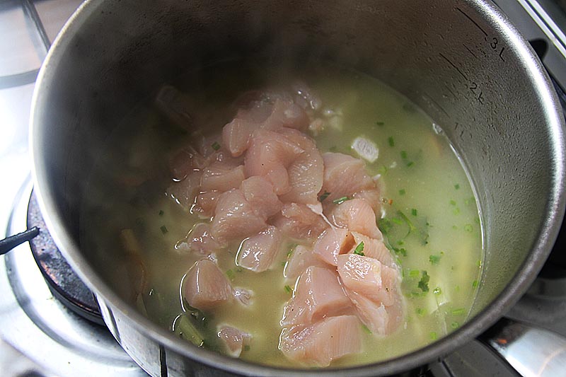 Thai tom ka gai soup
