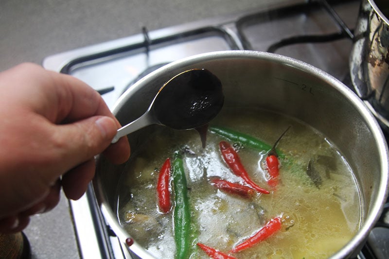 Making hot and sour Soup
