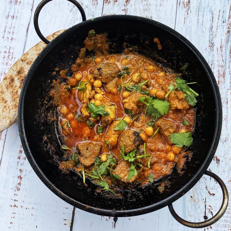 chicken chickpea balti