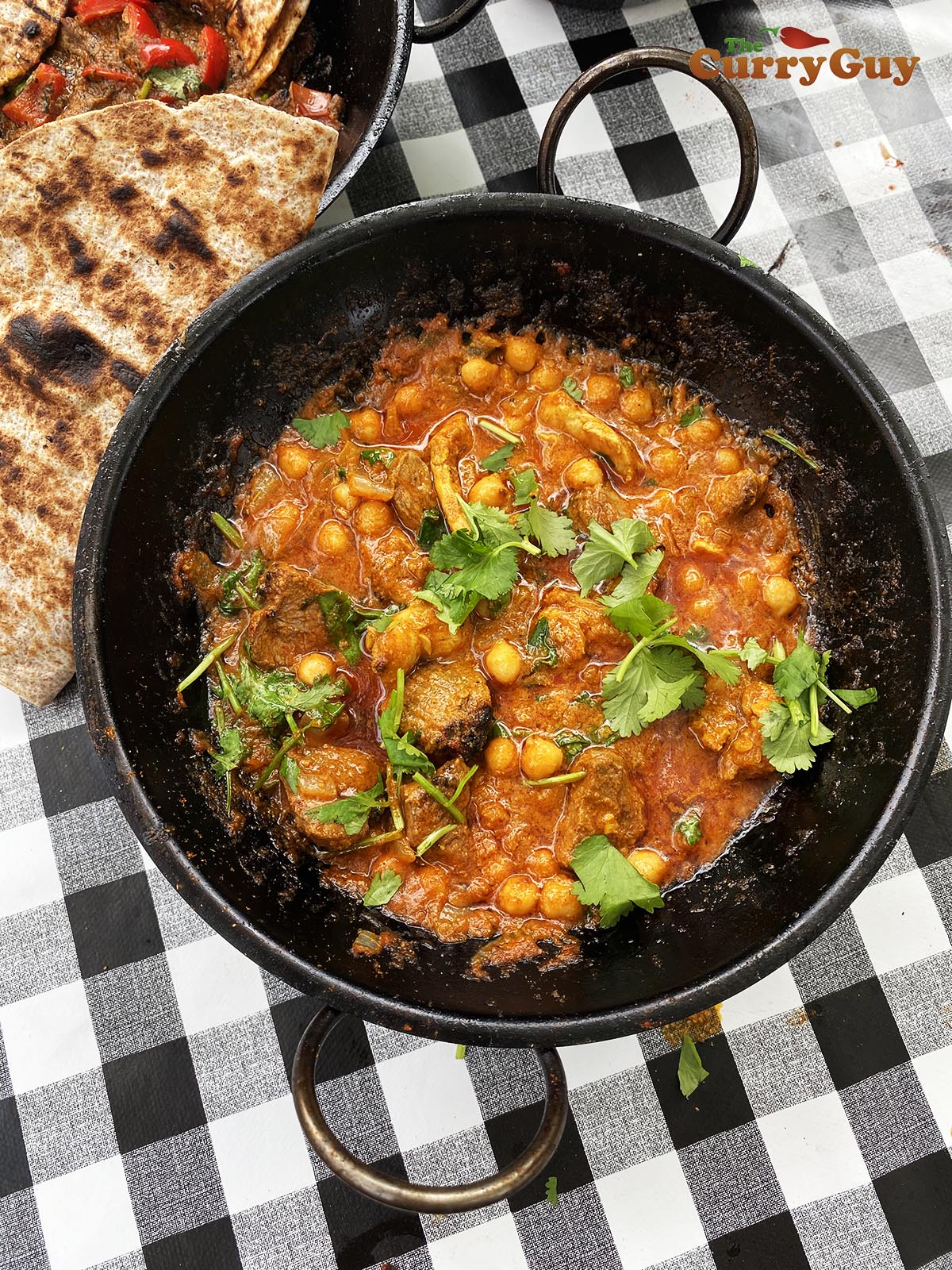 Chicken chickpea balti
