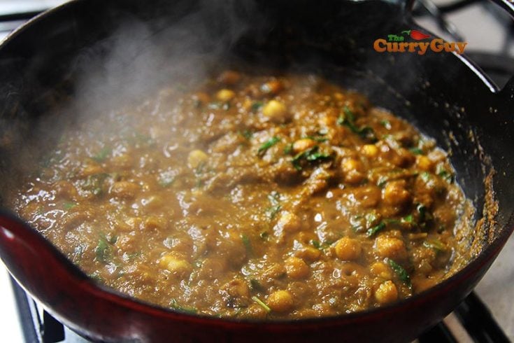 making chana saag