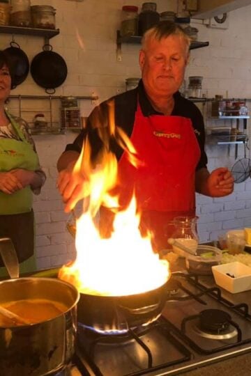 curry sauce preparation