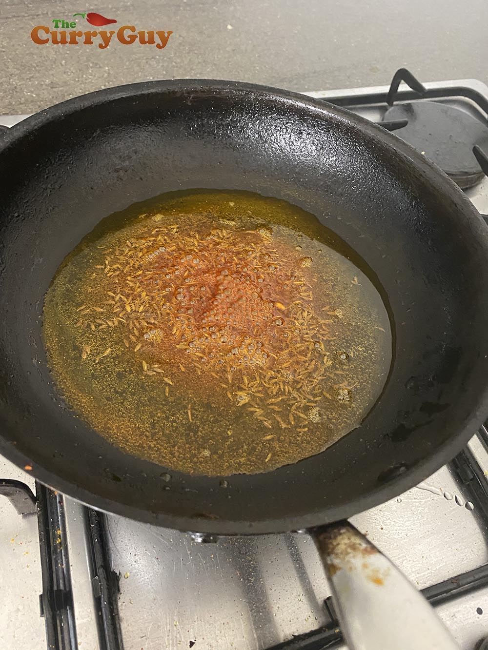 sizzling spices for Saag Paneer
