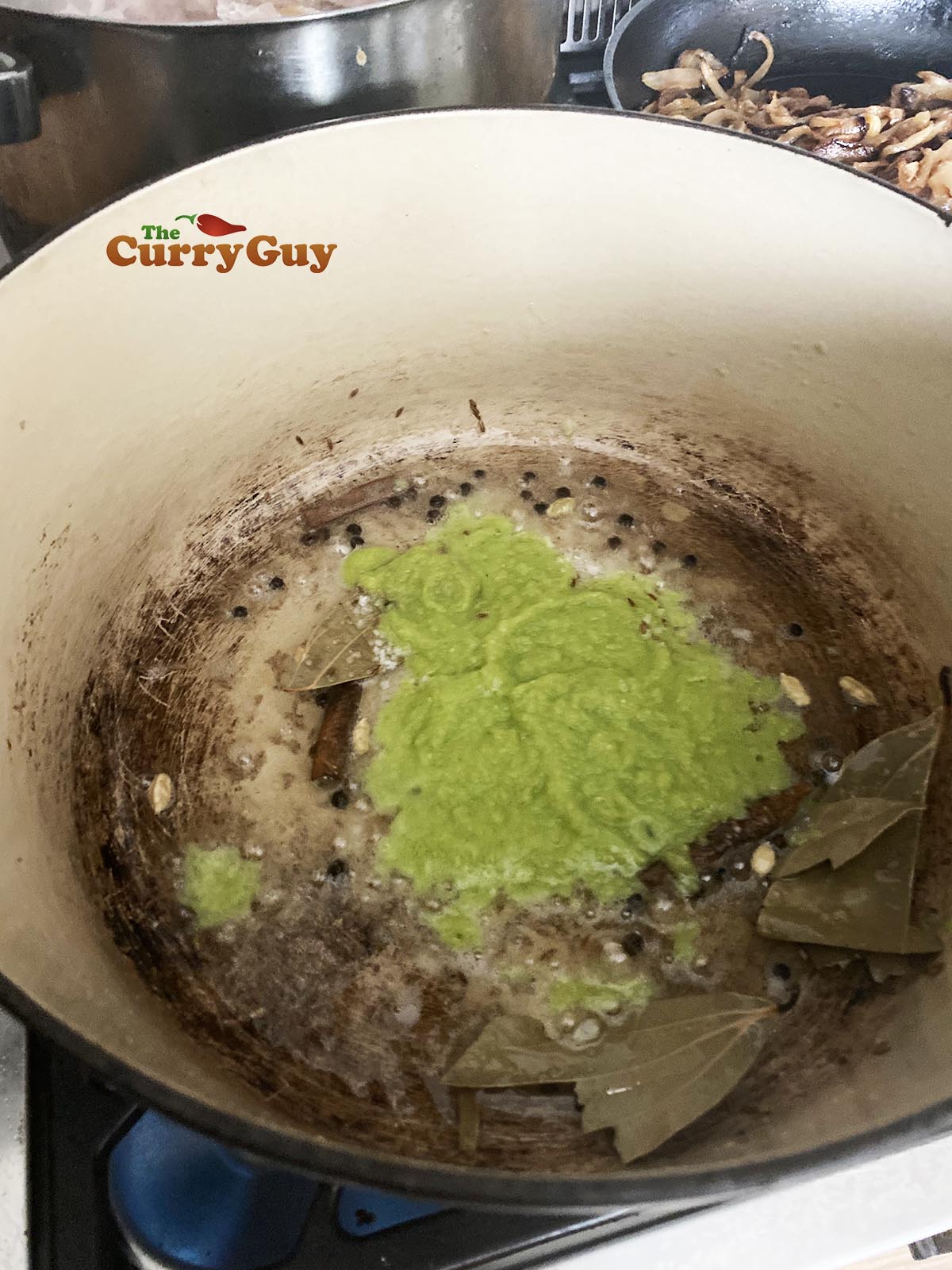 infusing whole spices in oil and cooking garlic/ginger paste