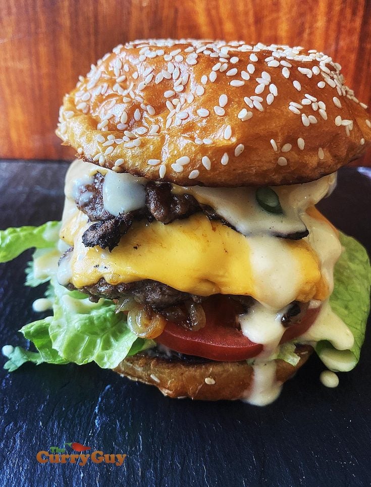 Smash burger with cheese and chillies