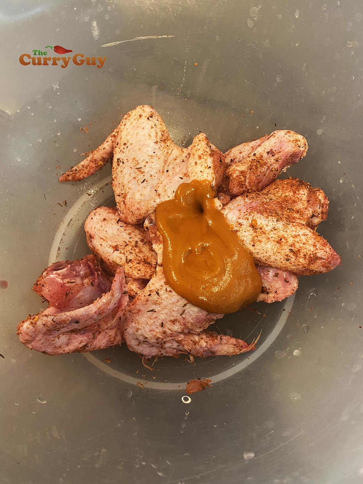 Barbecue sauce chicken wings