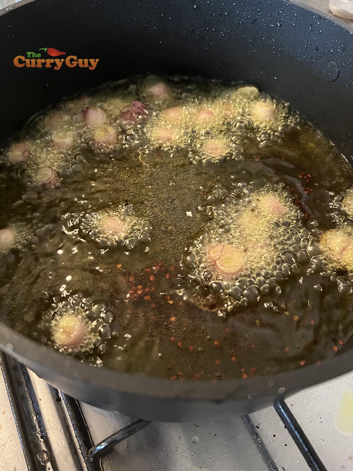 Frying shallots
