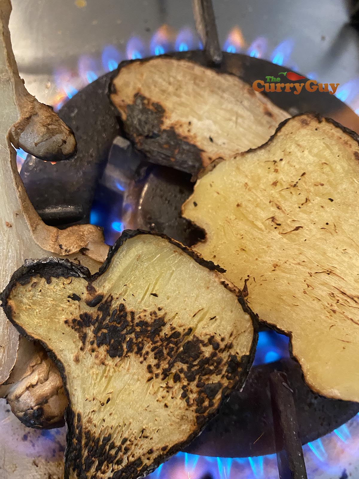 Charring ginger and onions