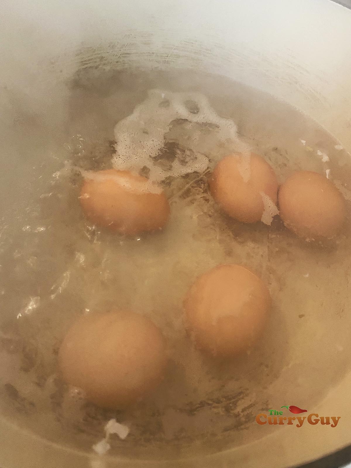 Boiling eggs