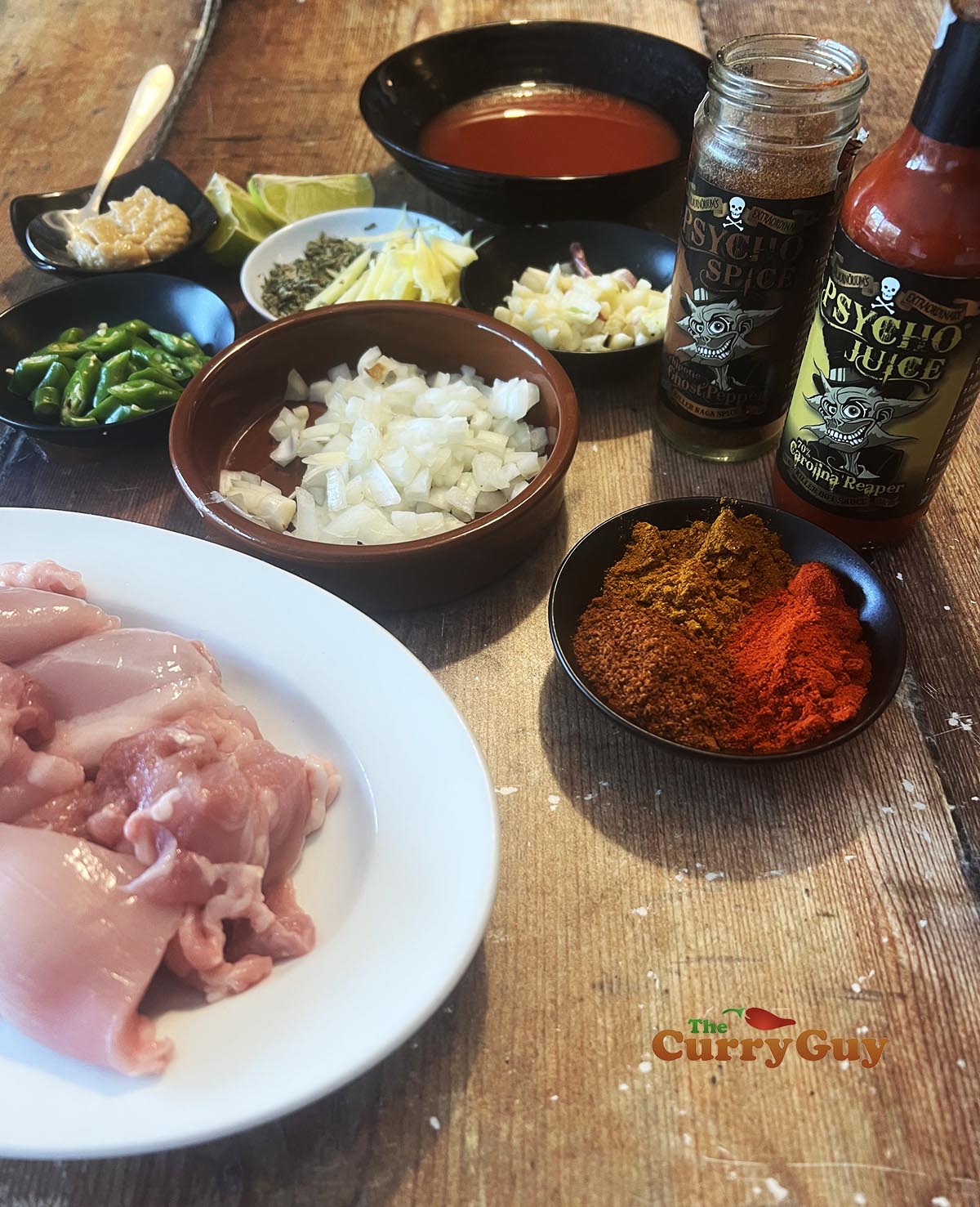 Ingredients for the spiciest chicken phall