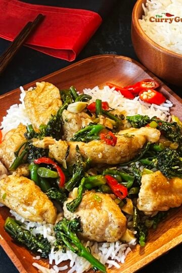 Chinese crispy chicken and broccoli