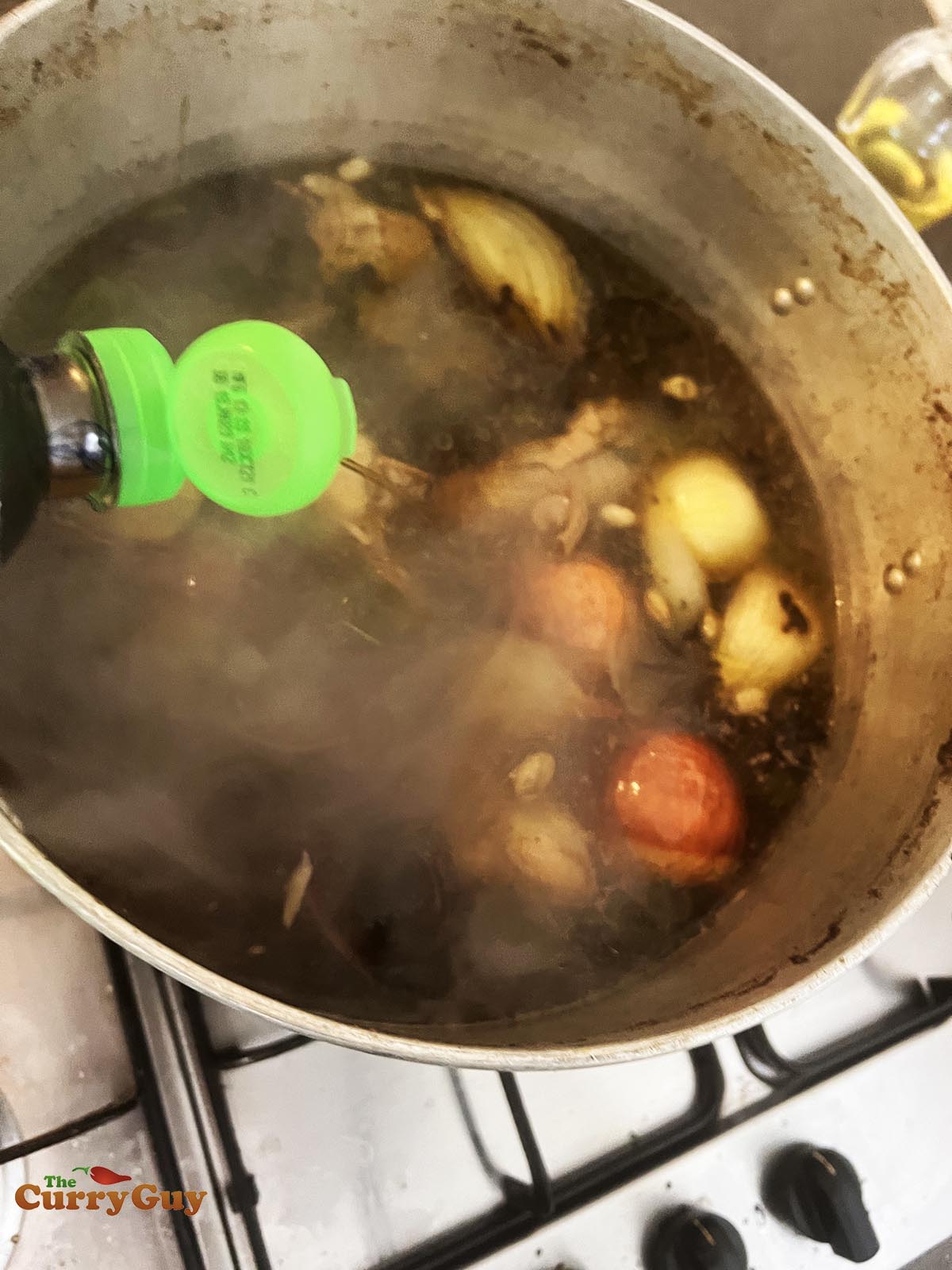 Adding fish sauce to stock