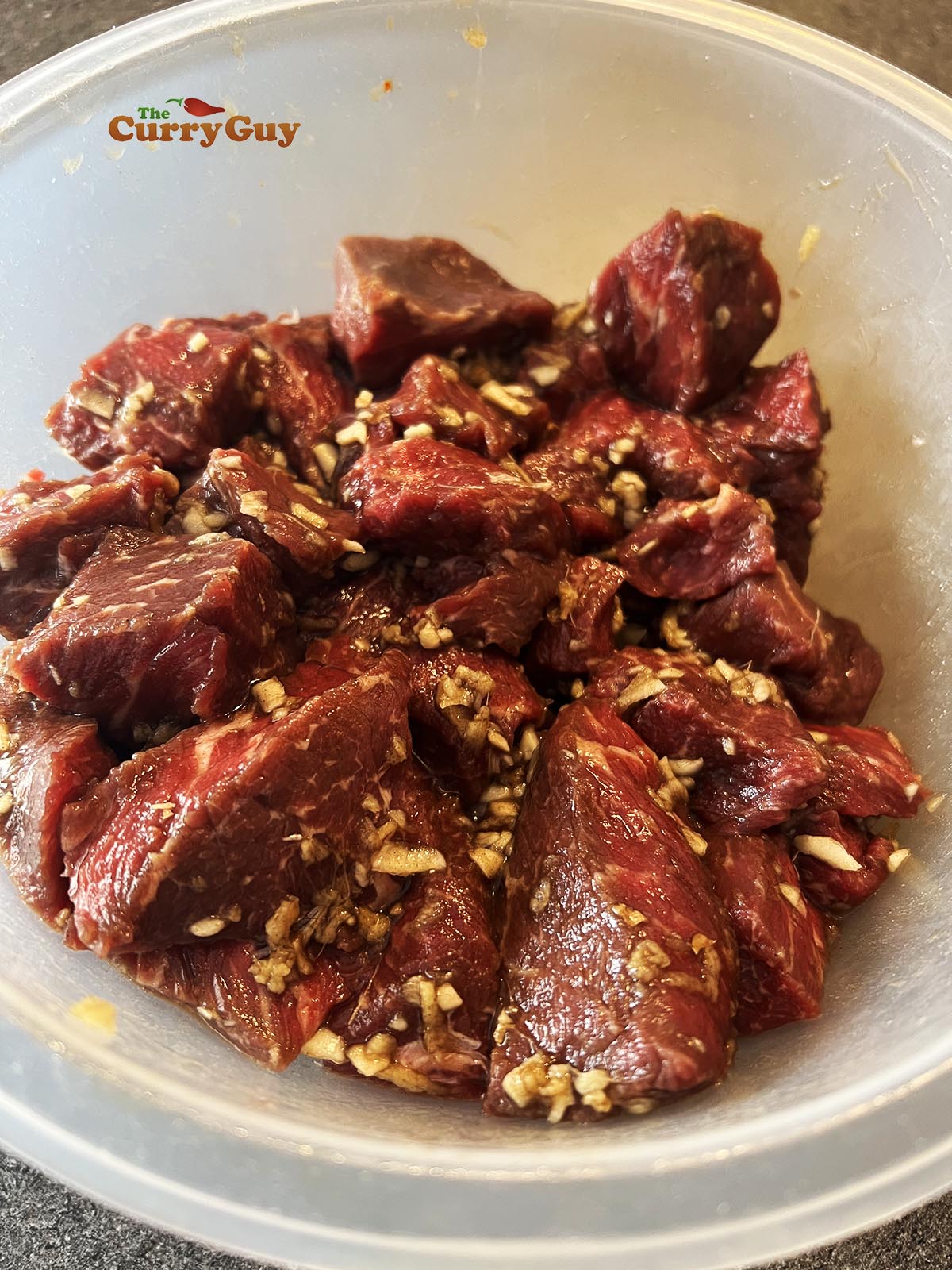 Marinating beef for Bo Kho