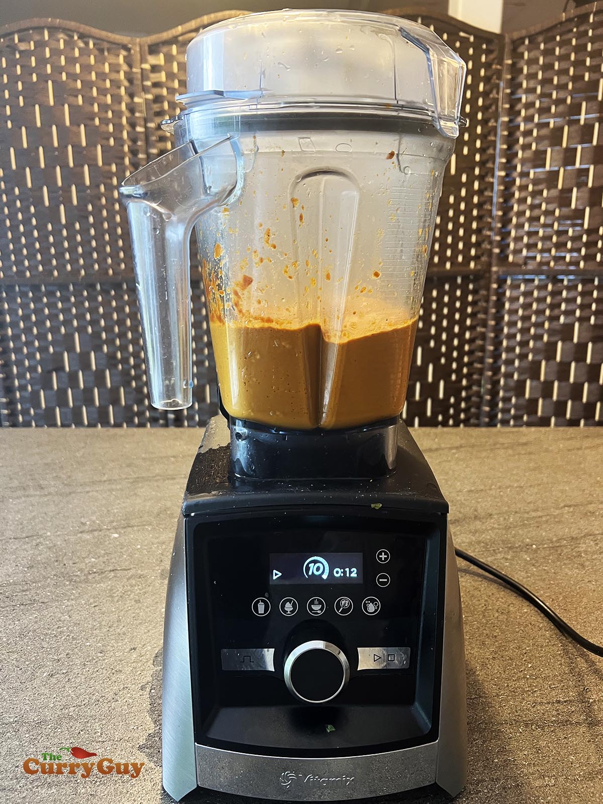 Blending chicken chilli garlic sauce