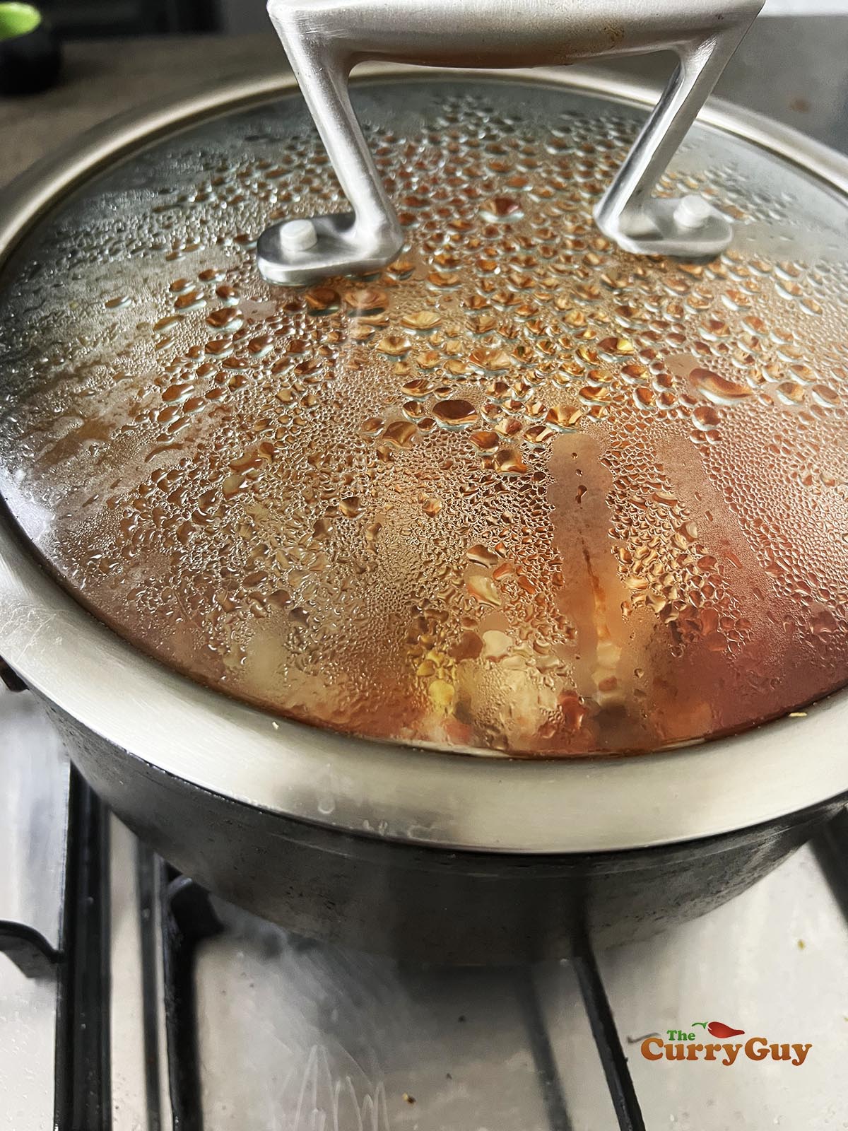 Simmering kimchi jjigae