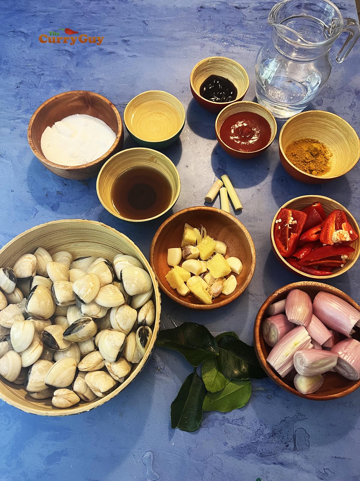 Ingredients for spicy clams