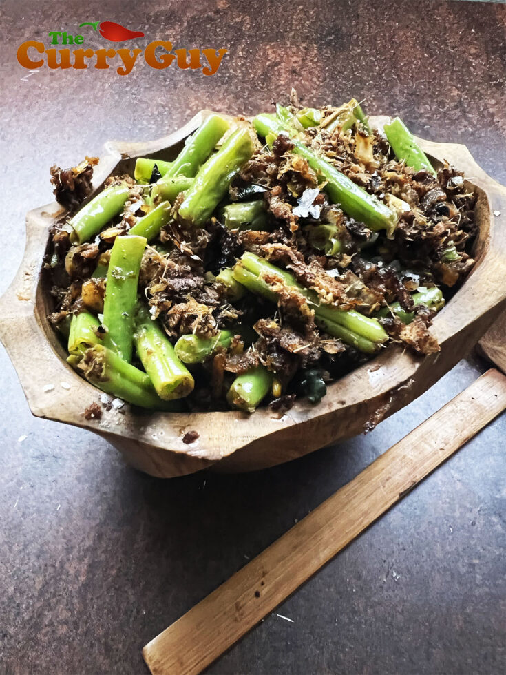 The finished spicy green beans.