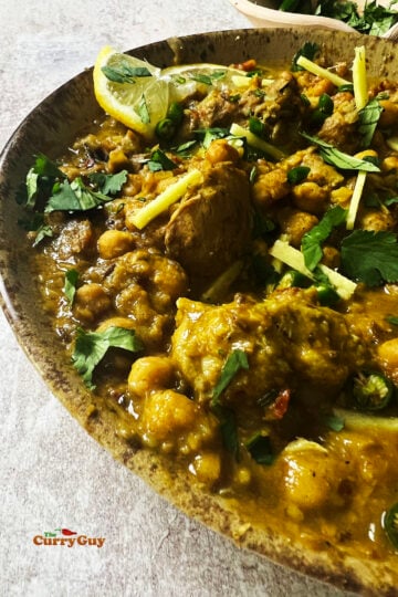 Chicken and chickpea curry