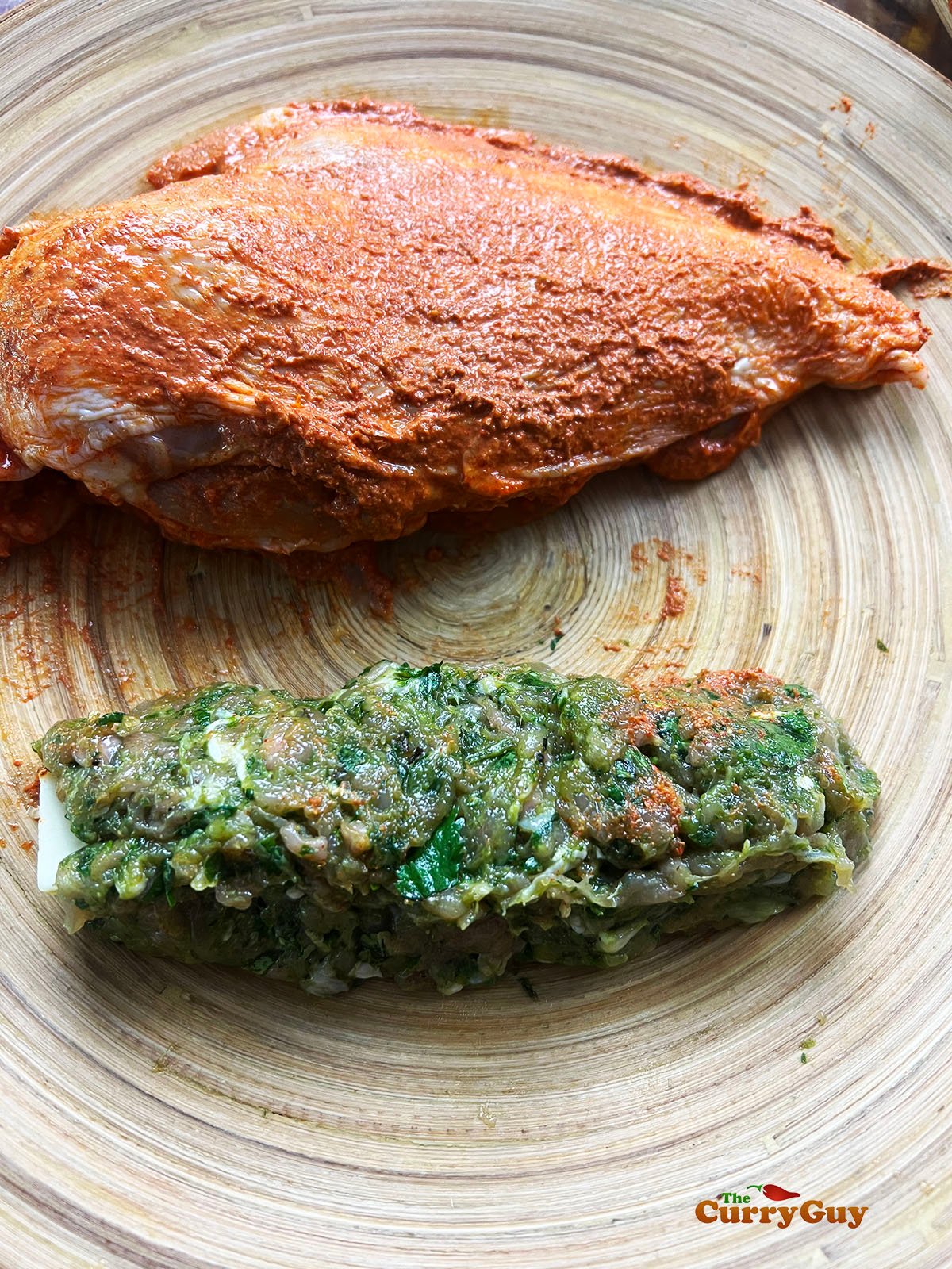 Paneer encapsulated into the meat stuffing.